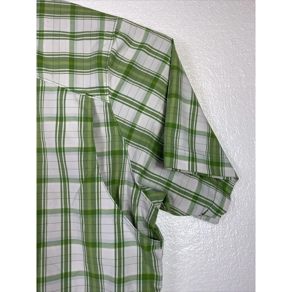 North Face Mens Shirt L Green Plaid Short sleeve Button Up Pocket Outdoor Vented